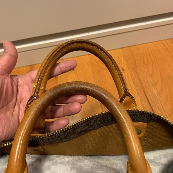 Louis Vuitton Keepall55 - Picture 2 of 11